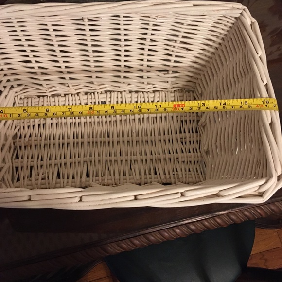 BOGO KidsLine TWO 2 pink checked basket liners - Picture 5 of 7